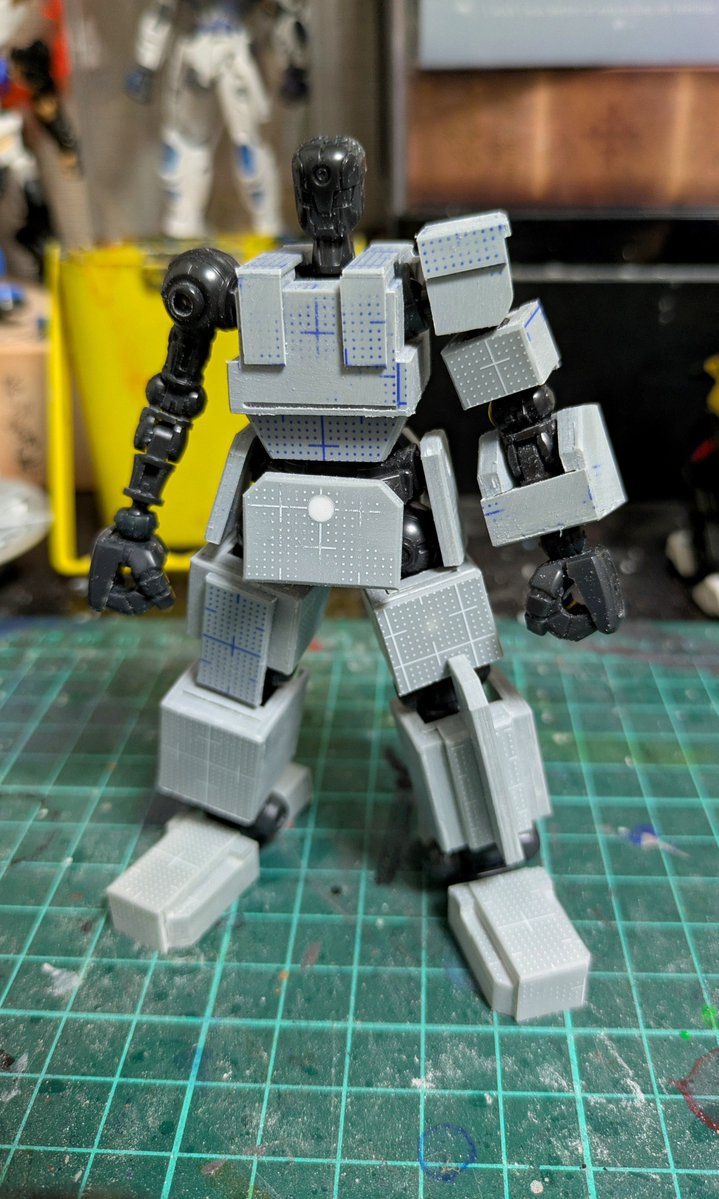 74_lucy358f's tweet photo. 今進捗こんな感じ。
#ダンボール戦機
#LBX https://t.co/4Ug12o9udX