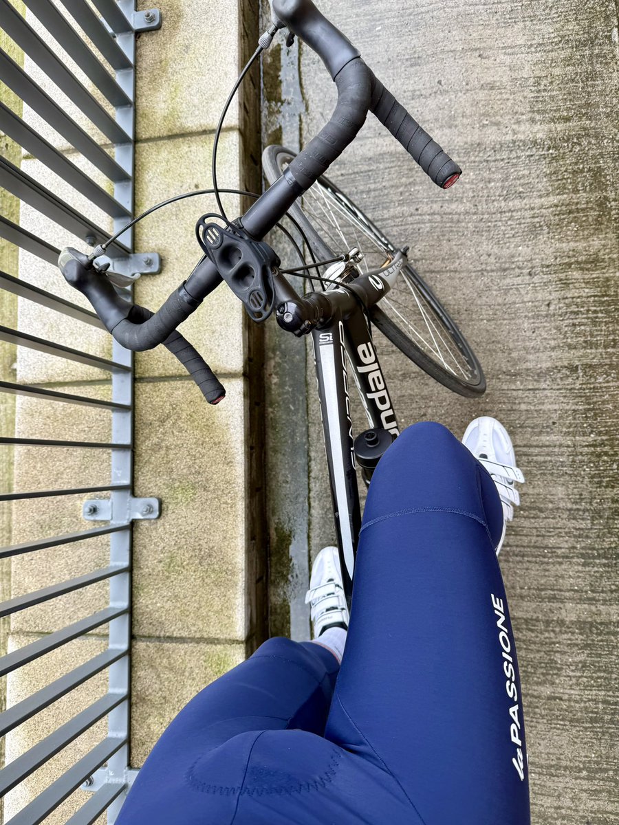 ualatex1's tweet photo. 🚴‍♂️ https://t.co/KcsxYPtjxi