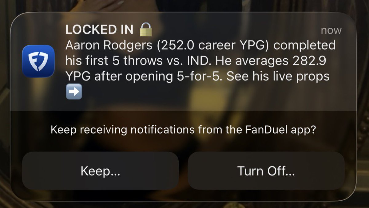 KSplitAnalytics's tweet photo. 252.0 career YPG 🔥 

😭😭😭 https://t.co/6qntjNhPrk