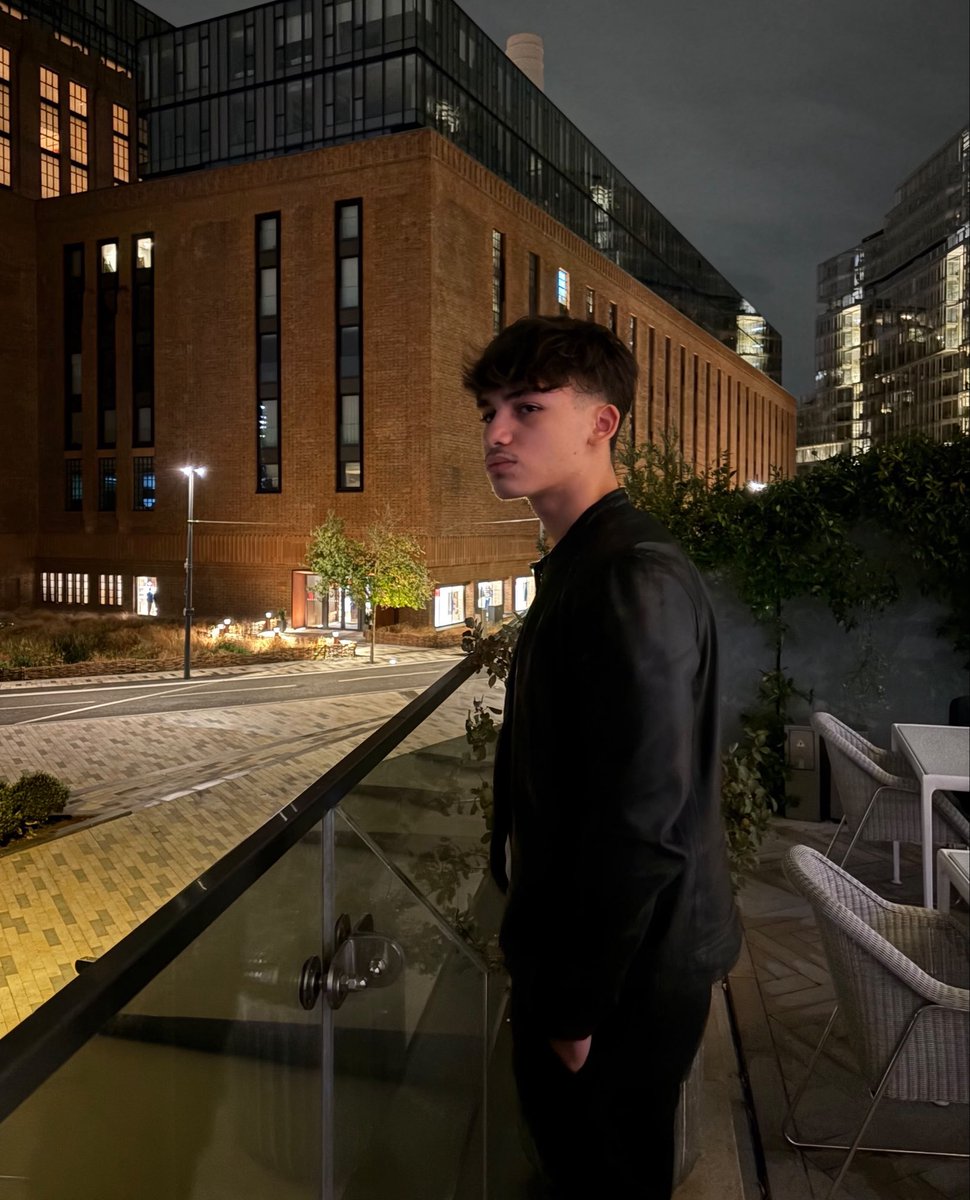 TamerOsmane's tweet photo. Hey there I’m Tamer,

I’m scaling @TAMEMarketing 

I scaled it to 5-figures MRR at just 18 in London, whilst documenting my journey online.

If you’re in:

- Marketing Agency
- AI Agency
- Service Based Businesses

Reply, let’s connect! https://t.co/HskmOXSb2P