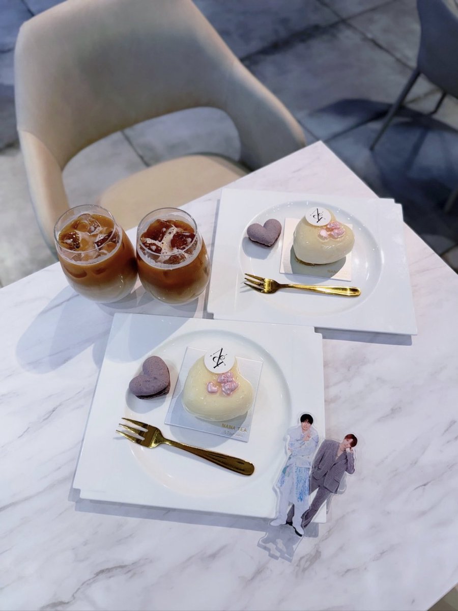 re17fm's tweet photo. 📍NANA TEA ＆ Tsutsumi / 青山
ケーキ+マカロン+ドリンクで2,000円以下💰♡カラバリ豊富でわくわくした💜 https://t.co/ab2nrN699M