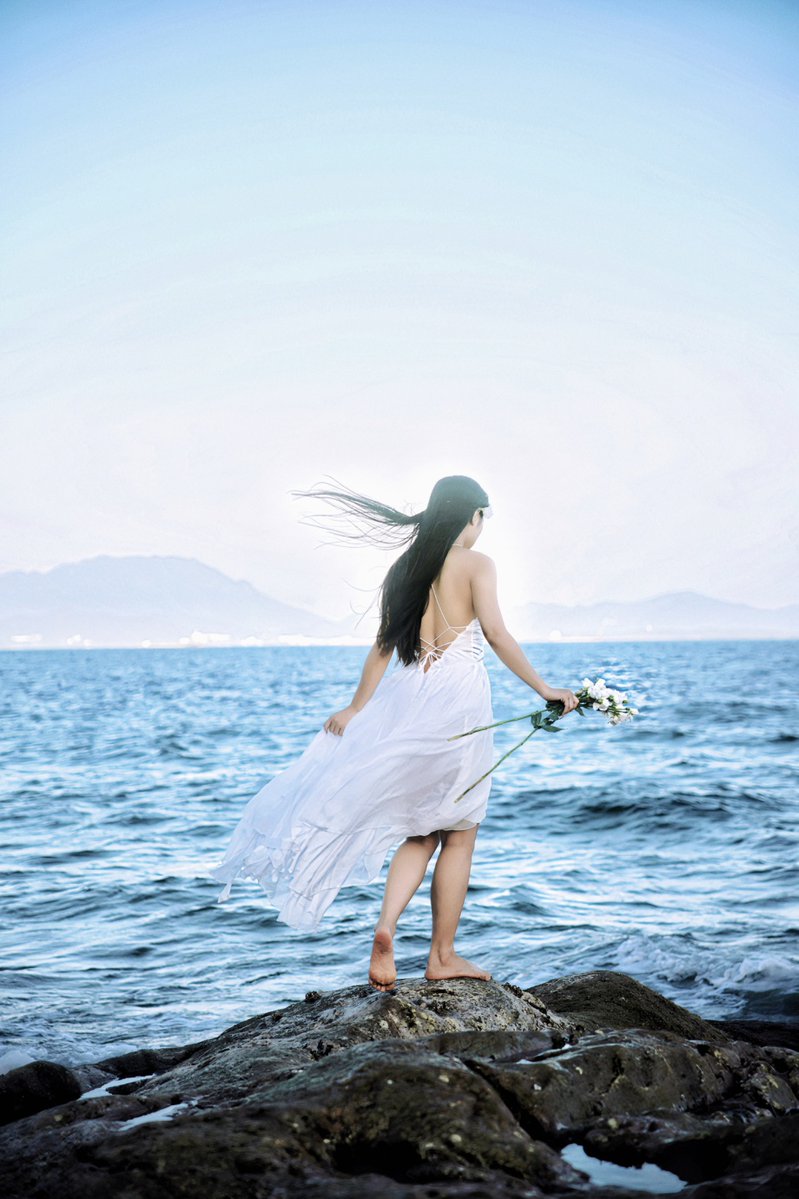 mkTTGi7HNOzbOHG's tweet photo. [婆島の傺、海風に揺れる小さな幸せ] https://t.co/UcZdq8zgHS