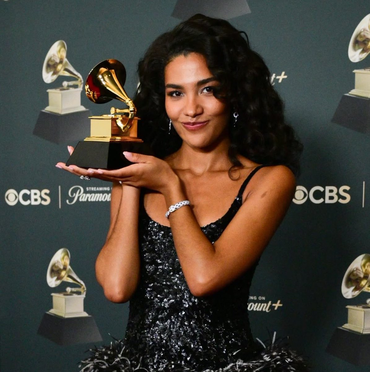 oliviadeandata's tweet photo. Olivia Dean Awards in 2026:

🏆 GRAMMYs “Best New Artist”
🏆 BRITs “Album of the Year”
🏆 BRITs “Song of the Year”
🏆 BRITs “Artist of the Year”
🏆 BRITs “Pop Act of the Year”
🏆 BET Awards “R&amp;B/ Pop Artist”
🏆 Pollster Awards “Support/Special Guest of the Year” https://t.co/7zgocfqAmU