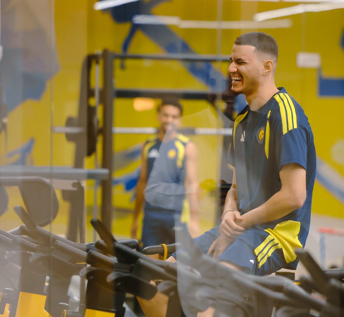 AlNassrFC's tweet photo. موعدنا غدًا في الأول بـارك ⏳ https://t.co/2vUINUFetQ
