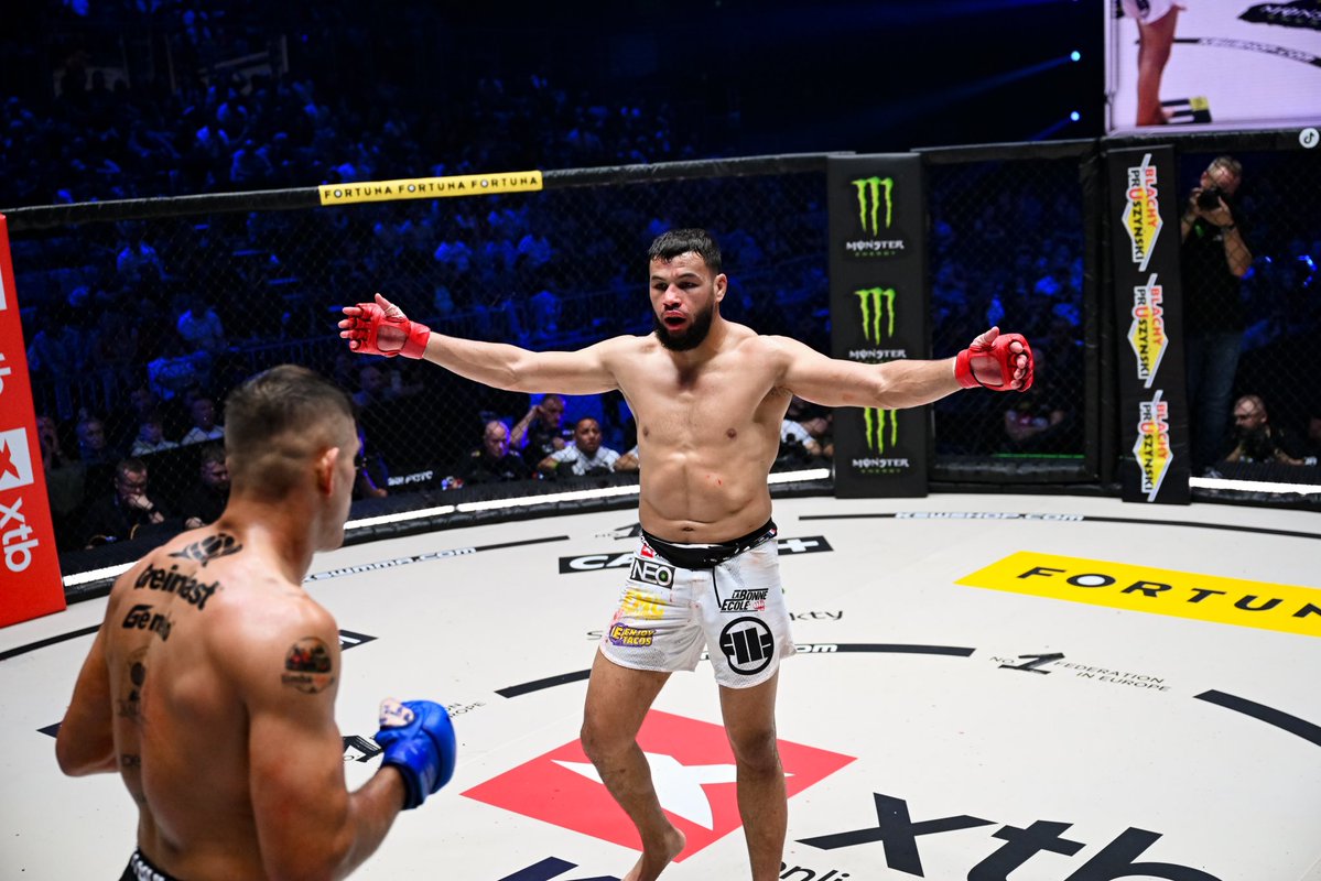 laidzermma's tweet photo. Merci à mes sponsors, ma famille, mes amis, mon équipe et à toutes les personnes qui me soutiennent de près ou de loin. Vous faites partie de cette aventure, et je ne l’oublie pas.
Je ne crains personne, je ne recule devant rien. Ce n’est qu’une étape, pas la fin de l’histoire😤 https://t.co/dBgd3RJqkr