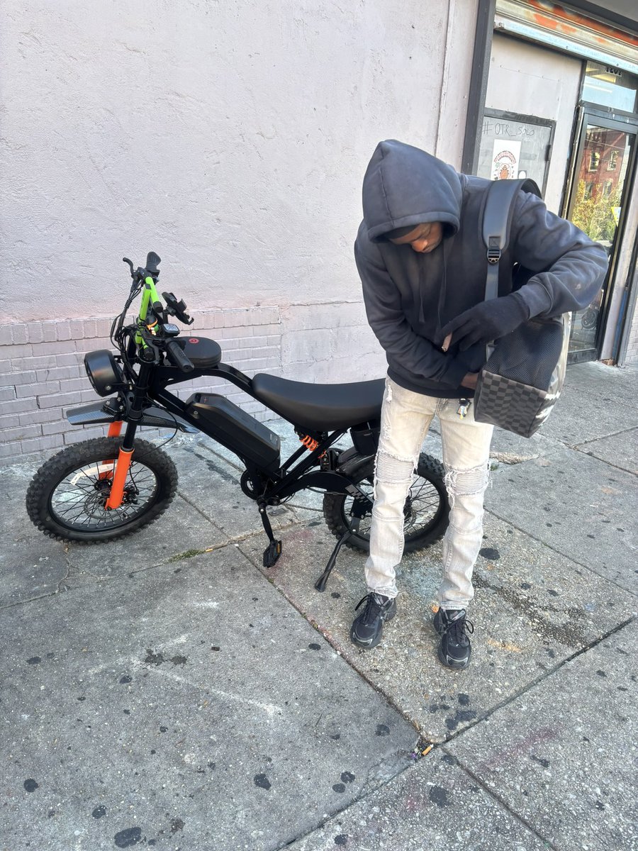 solo_get_it's tweet photo. Dirty soda no ice 
  #baltimore https://t.co/Zk7trY85cn