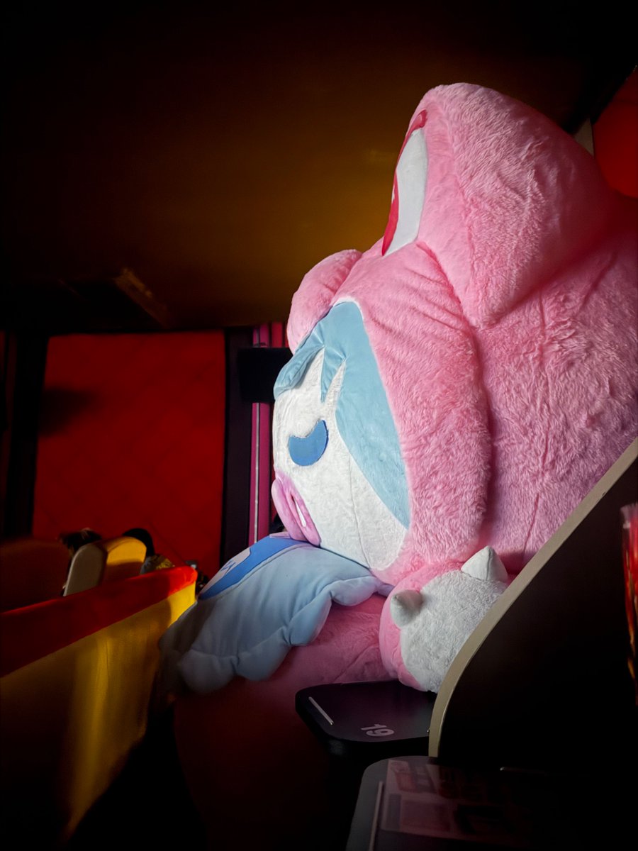 nakanisnakan's tweet photo. เด็กน้อยพูดได้แล้วว คือนางอ้อแอ้อยู่ข้างๆ นึกว่าแอบพูดอยู่คนเดียว 5555555 😉🦖🍼

YOUR THIRD SERIES FINAL EP
#ที่สามของเธอตอนจบ https://t.co/ft2OggIS7F
