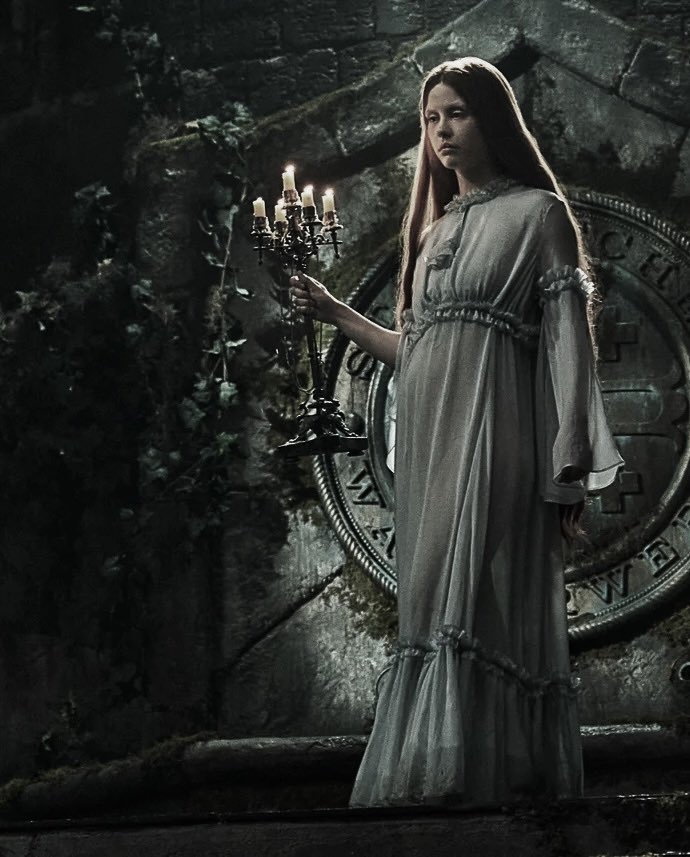 eyremoors's tweet photo. the season of nightgowns and candelabras https://t.co/IwhIsNKoyA