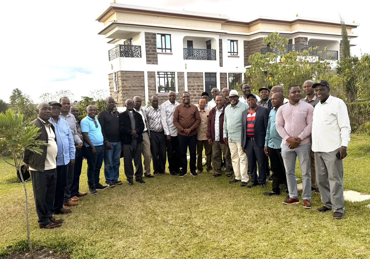 Profmutisya's tweet photo. Engaged with community elders in a consultative session focused on community development, local priorities, and opportunities to improve the livelihoods of our people.

Meaningful development begins with listening to the people, building consensus, and working together to create a better future for our communities.