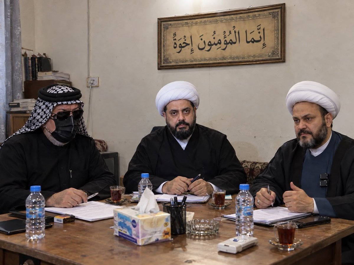 hawrali34's tweet photo. بوقت تكثر بيه الخلافات، نحتاج نرجع للأصل: إيمان يجمعنا، وأخوّة تحفظنا، واحترام يمنع الفرقة. خلّوا الوحدة نهجنا، والكلمة الطيبة أسلوبنا..
#انما_المؤمنون_إخوة https://t.co/XzuTBlJSBI