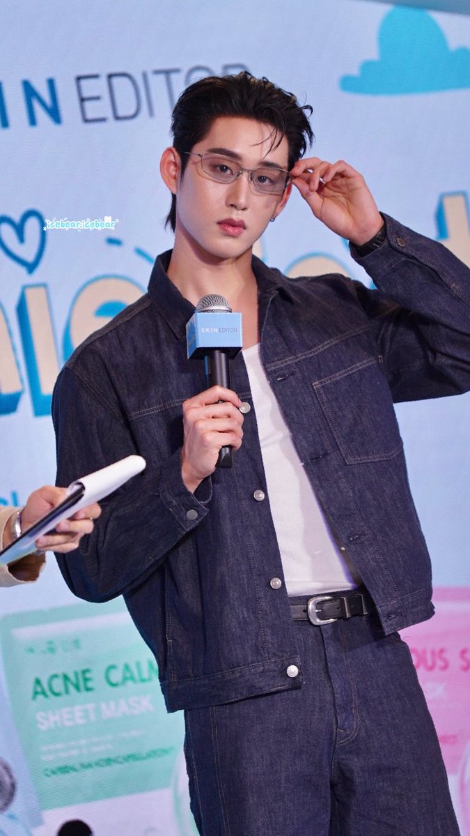 icebear_06131's tweet photo. EST WESLEY GLOW TOGETHER  
#SkinEditorFMFxEstWesley @EstRvp @SkinEditorTH https://t.co/xQqZXwhLaQ