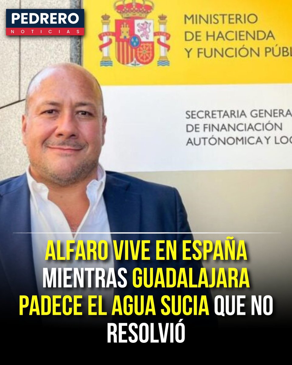 YosoyPedrero's tweet photo. 🚨OJO: ALFARO VIVE EN ESPAÑA MIENTRAS GUADALAJARA PADECE EL AGUA SUCIA QUE NO RESOLVIÓ

Mientras Enrique Alfaro desarrolla una nueva etapa profesional en España como directivo del Real Valladolid, miles de familias de la Zona Metropolitana de Guadalajara enfrentan una crisis de agua contaminada que golpea su economía y sus actividades cotidianas. Habitantes denuncian que el líquido llega turbio y con malos olores, por lo que deben gastar más para conseguir agua limpia.

Durante su gobierno, Alfaro no concretó un segundo acueducto desde el Lago de Chapala, una obra que especialistas consideraban necesaria para reducir la exposición del agua a contaminantes. Aunque el proyecto se incorporó a la agenda hídrica en 2023, quedó sin fecha ni presupuesto definidos para su ejecución.

El costo de la crisis recae ahora en la población: algunas familias reportan gastar hasta mil 500 pesos mensuales en garrafones, mientras el gobierno estatal prepara cortes rotativos del suministro durante al menos seis meses para dejar de utilizar fuentes contaminadas. La emergencia exhibe las consecuencias de años de rezago en infraestructura y mantenimiento.

Ante esta situación, el Gobierno federal encabezado por Claudia Sheinbaum anunció su apoyo para impulsar el acueducto sustituto. La pregunta sigue siendo por qué una obra considerada clave no quedó resuelta durante la administración de Alfaro, mientras hoy las familias de Guadalajara pagan de su bolsillo por un derecho básico: tener agua limpia en sus hogares.
