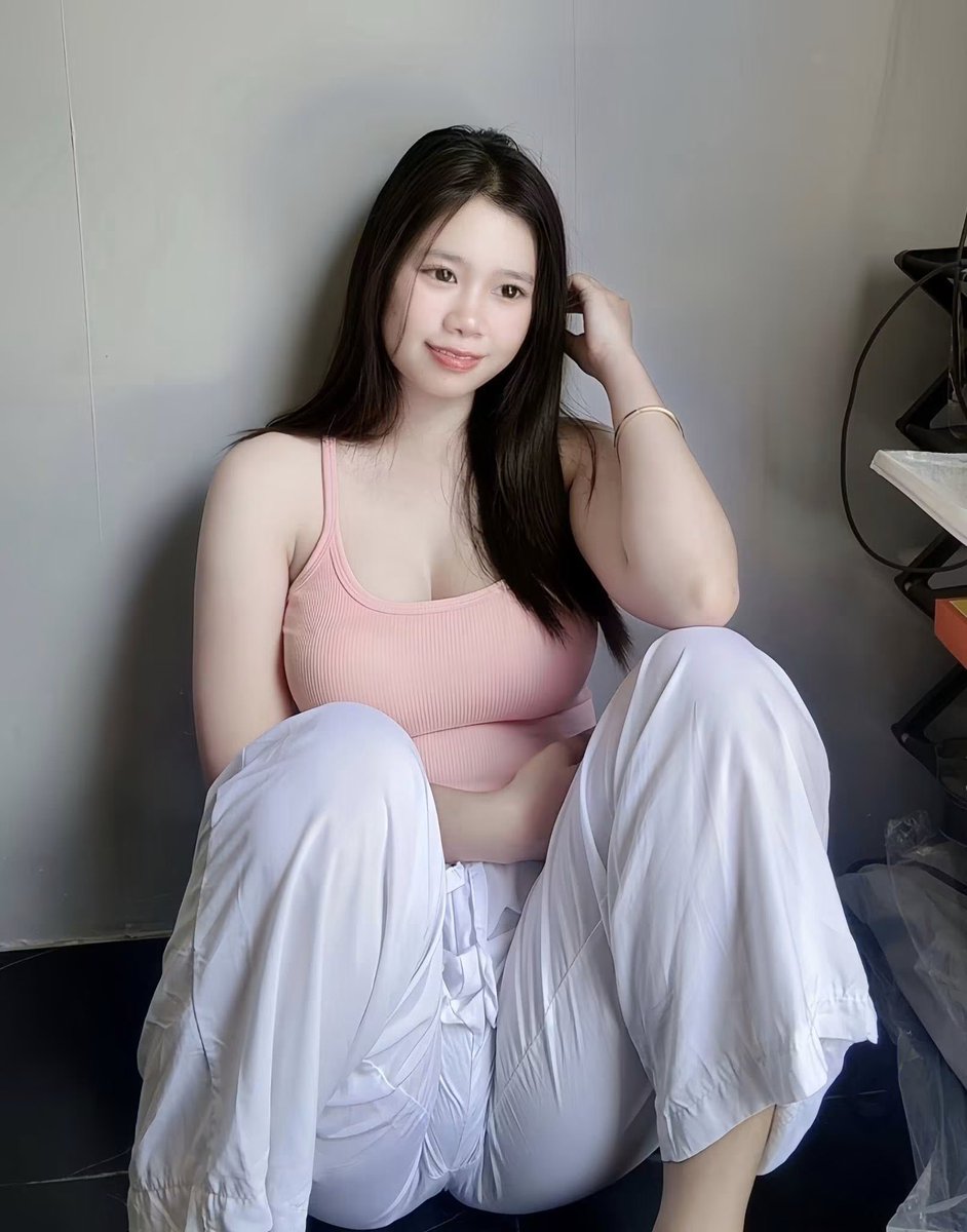 kinglikes69's tweet photo. นอนไม่หลับหลอกมาหาได้😛💦 #รีทวิตติดตาม #กดรีทวิตให้หน่อยนะคะ #ปราจีนบุรี https://t.co/HWDZenm25V