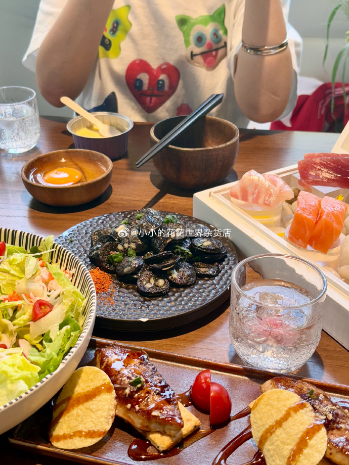 thelky's tweet photo. [送椎宜]さんとのランチ、椎の旨みたっぷりで最高だった！これからも宜しくね https://t.co/Mj4fCLocfg