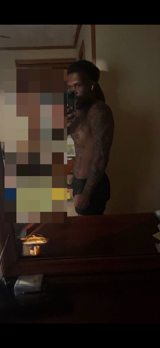 droochii's tweet photo. @droochii 🫡🤝built the entire project 15-25% body fat clean no enhancers. 

Off buffets, pig iron and general heavy equipment around. With the help of all the beautiful doctors ofc well as 2 of my fav builders. 223-200lbs flat

#droochii https://t.co/jlch7pHSDa