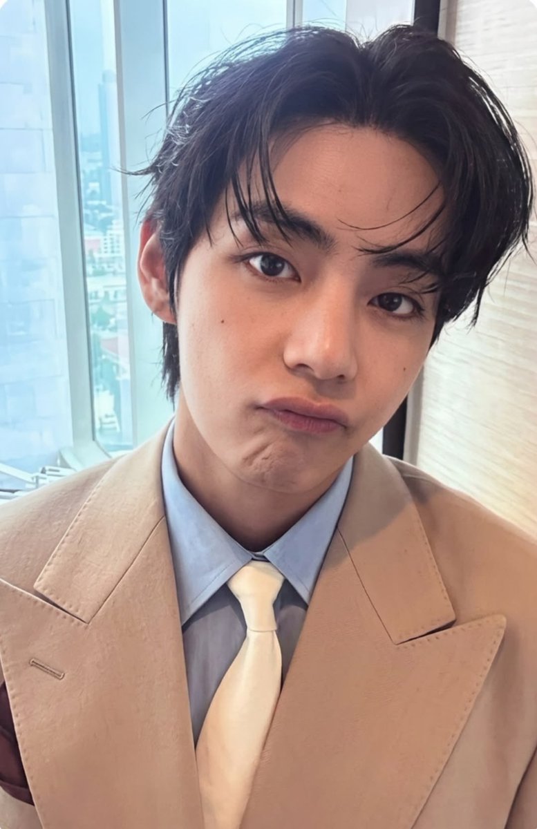 thvthearchive's tweet photo. kth arirang photocards i adore https://t.co/nZXBL9FffC