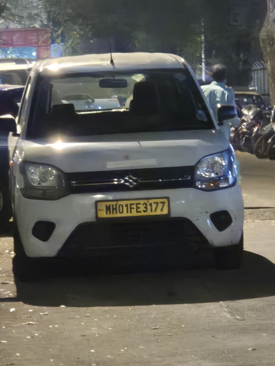 Beinghuman7715's tweet photo. @MTPHereToHelp @CPMumbaiPolice @AddCPCentralMum @MumbaiPolice uber ola T permit vehicles are not allowed parking in residential area by law Parked outside bldg23 in DOUBLE PARKING, Sainik Sadan Rd Adarsh Nagar Century Bazar Prabhadevi. Please move it out at earliest. https://t.co/Rbi8qP1zpz