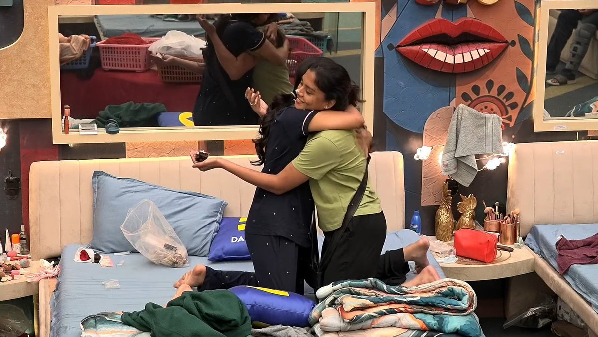 vijayfangirl22's tweet photo. Happy Birthday LP 🎉♥️

Sha and LP 😍🫂

#Shathiga
#BiggBossTamil10 https://t.co/nYgkha0fPm