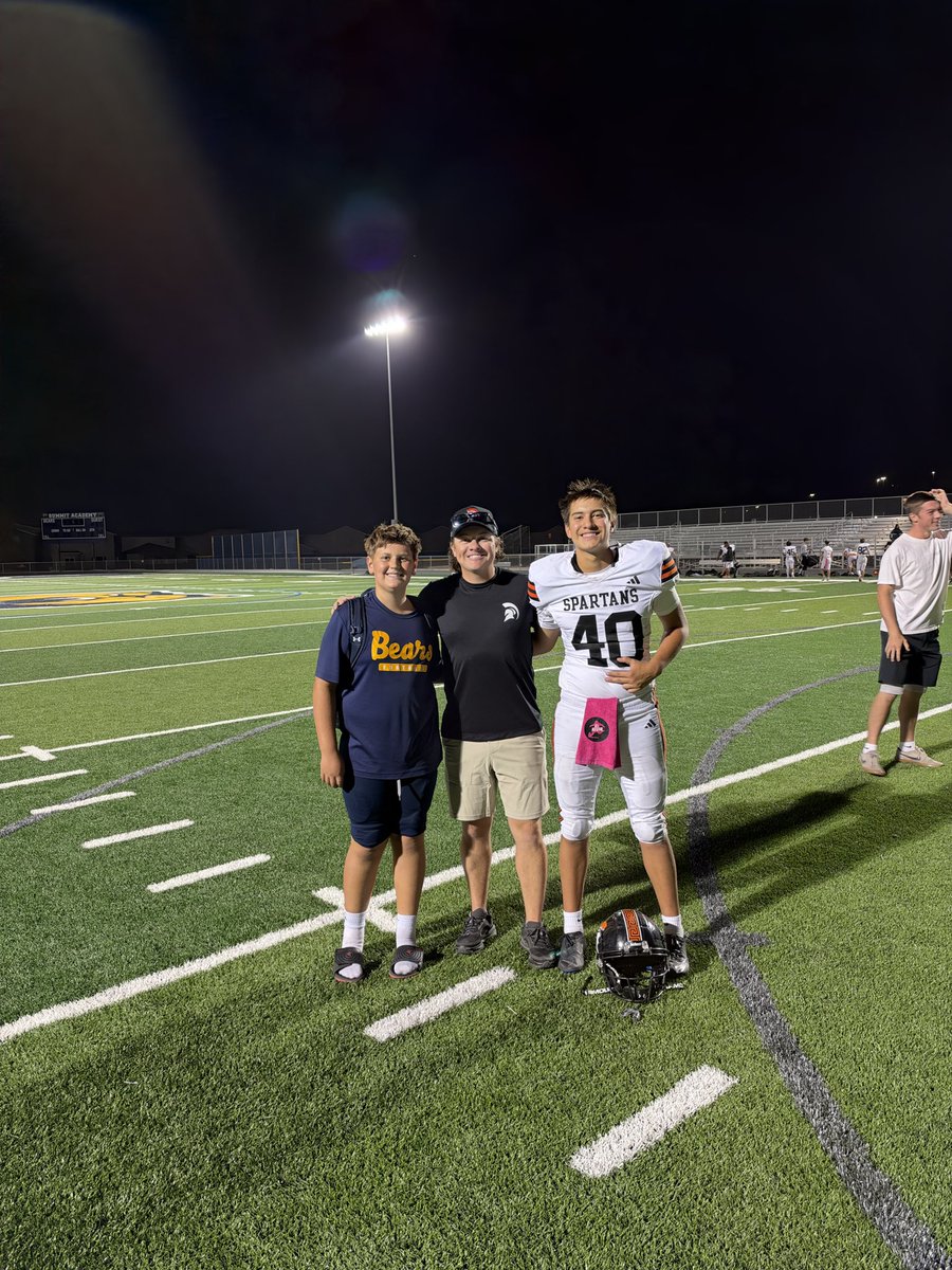 JonnyPhillips29's tweet photo. Game 8, tough 55-27 loss, always great to compete with other kickers I know. Great game Ty.
1/3 touchback
4 punts, best 46 yards 3.62 hang inside the 20
3/4 on PAT 
@RogueKicking @obi1_39 @Chris_Sailer @ThePuntFactory @CoachDaltonDunn @_MurrayFootball https://t.co/JYgf0GTLWq