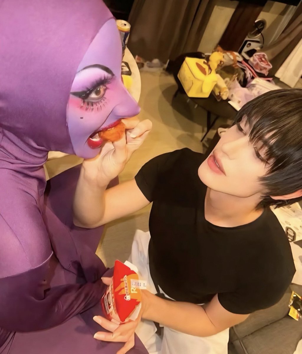 sara1lovestoji's tweet photo. Never getting over this toji cosplay😭😭 https://t.co/fSTBwvRwo1