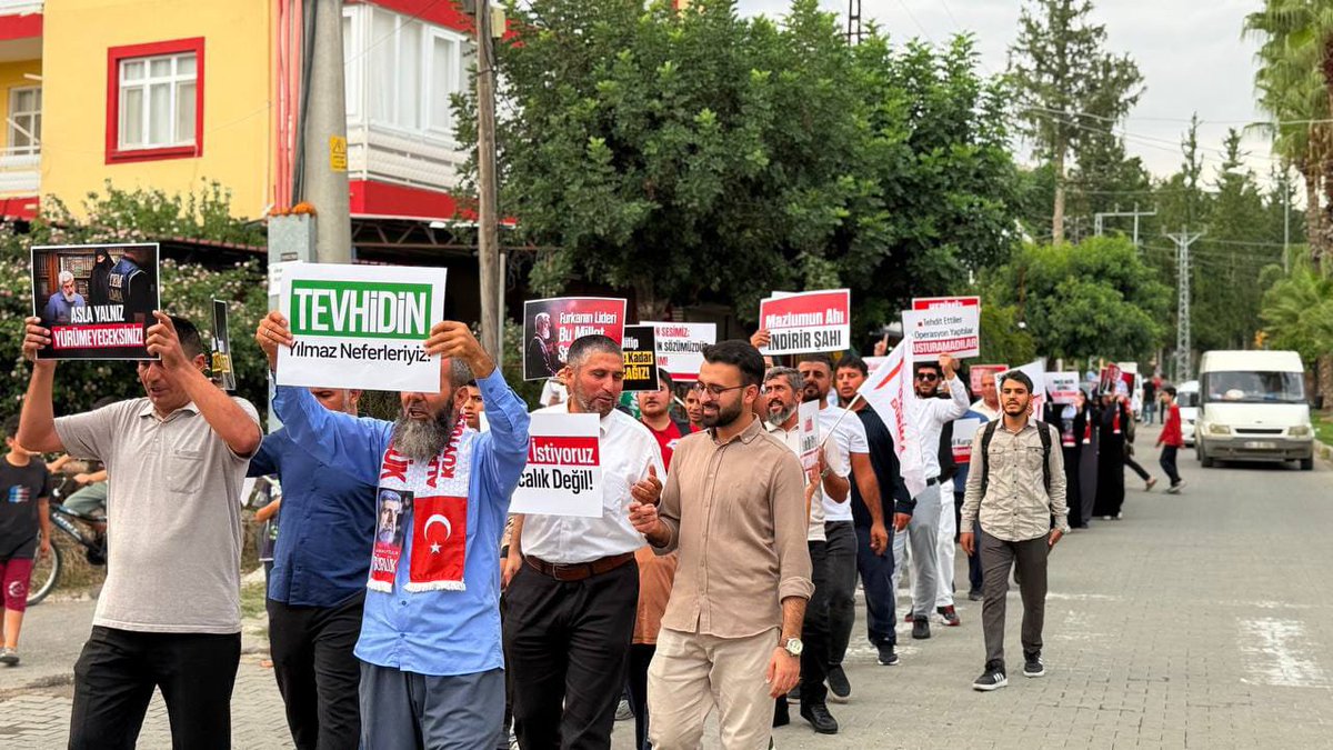 AytekinAtaman2's tweet photo. #OzgürlükYürüyüşleri
ZulmeKarşı Meydanlardayız
Mücadelemiz AllahIçin
İslam davası için
Adalet için 
Muhterem hocamız için 
Kardeşlerimiz için meydanlardayız. https://t.co/BkXeuprReq