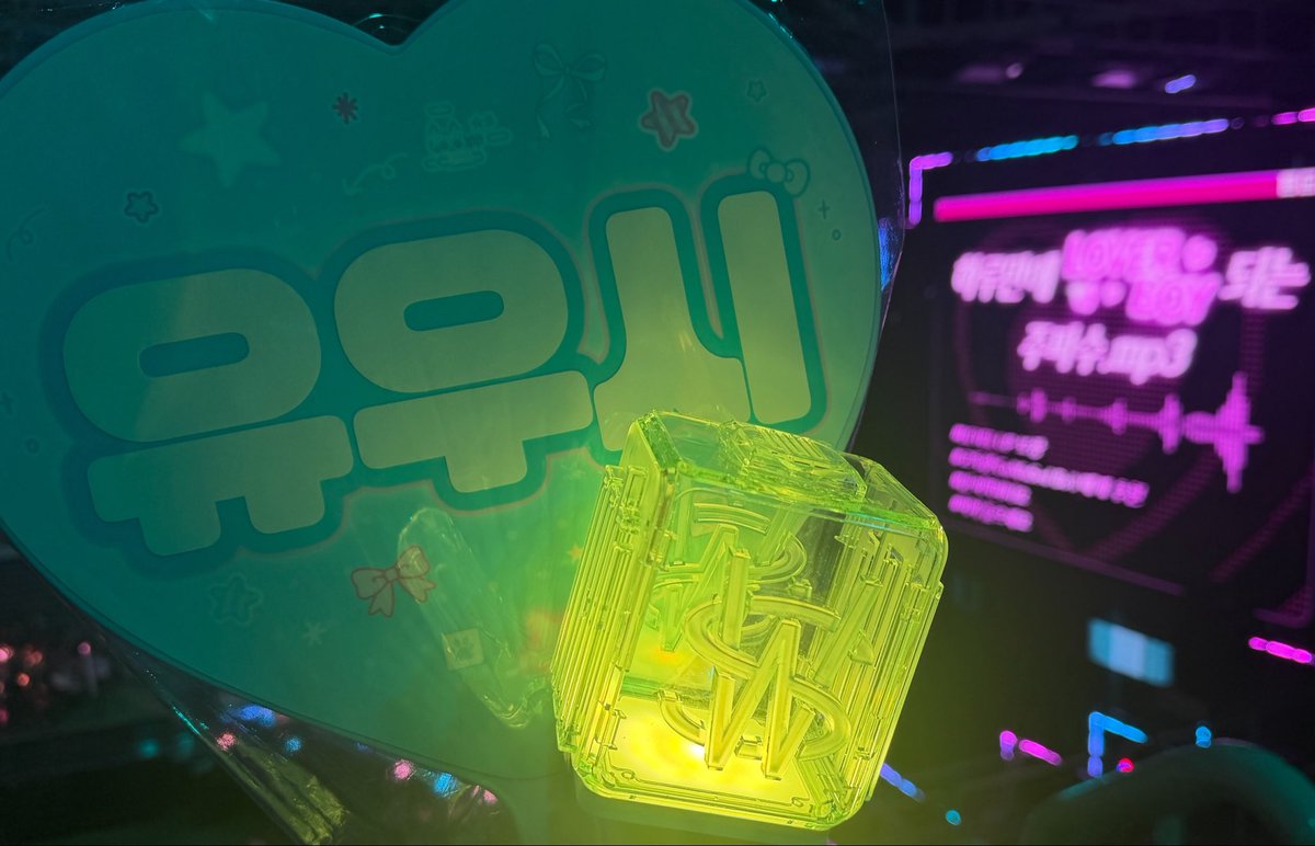 Youruu45's tweet photo. 이틀동안 고생 많아쏘 우시야 ♥♥
덕분에 너무너무너어어어무 행복했어요ㅎㅎ
I SPY 활동 재밌꼬 행복하게 했으면 좋겠다
유우시 화이팅〜 나는 항상 너 편이야 👍 https://t.co/wGNZdcvNEc