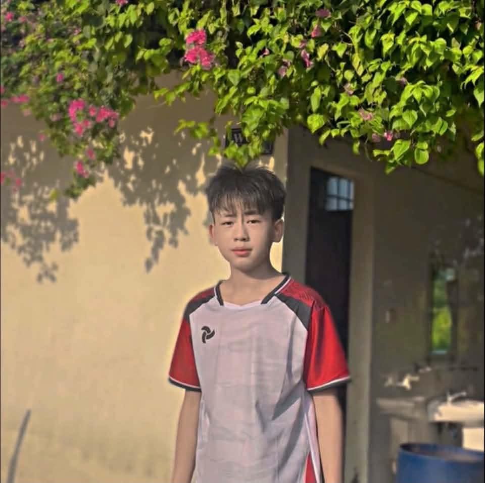 PhmHuyeflc's tweet photo. K13 nè https://t.co/cCZp0fmaTm