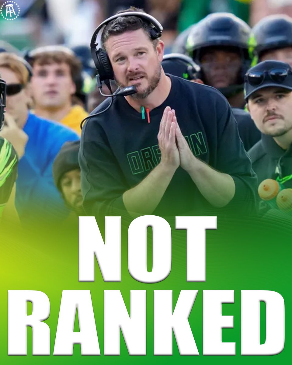 BarstoolDucks's tweet photo. For the first time since 2022 the Ducks are not ranked https://t.co/KHYZOyiUXZ