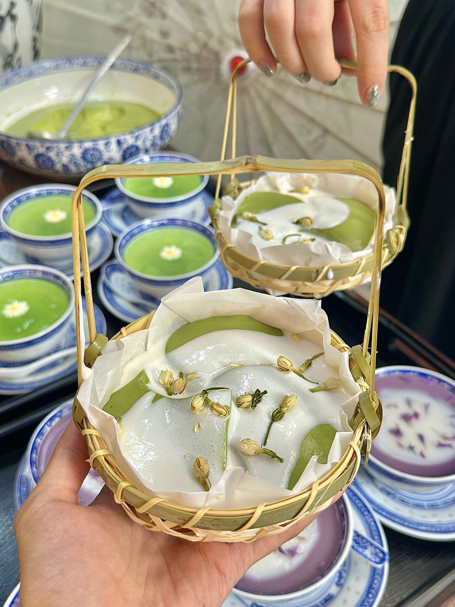 sjc36912's tweet photo. [刨角盎酥葱を使った和風スナック、香り高くて美味しいよ] https://t.co/YQ51Nu24bM