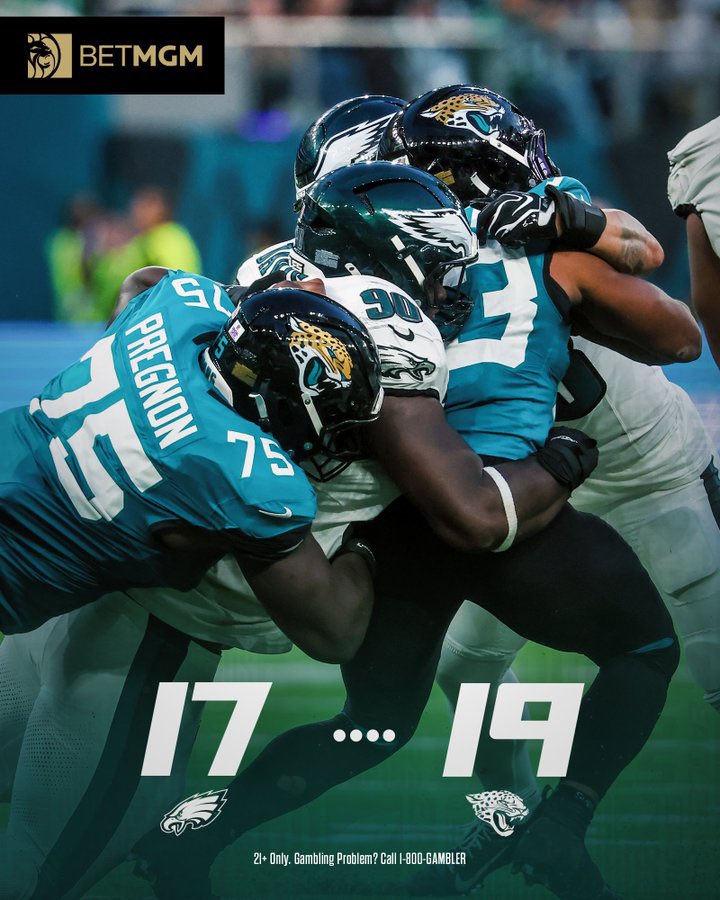 Joyktz7's tweet photo. #Eagle Fans Completely Lose It After a Shocking 17-19 Loss to the Jaguars and Immediately Demand Nick Sirianni Be Fired in the Most Brutal Way Possible—You Won’t Believe the Replies
See details below 👇🏻 

https://t.co/PPn8xY4x6M https://t.co/XXYSPswyPF