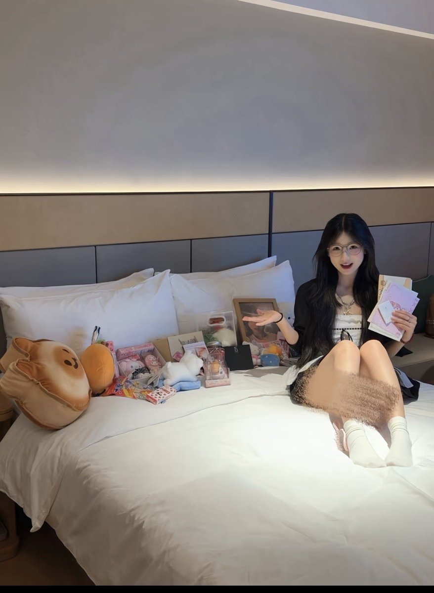 dfgg717535's tweet photo. 你的照片承担了我的无数次发泄 #白袜 #臭脚 #足交 https://t.co/yJjpBw4Lja