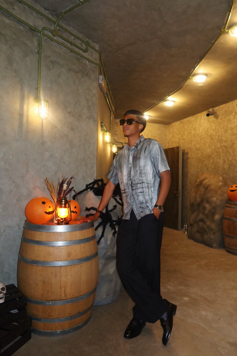 tyclevofficial's tweet photo. Halloween October 👻 https://t.co/409X2RVAwz