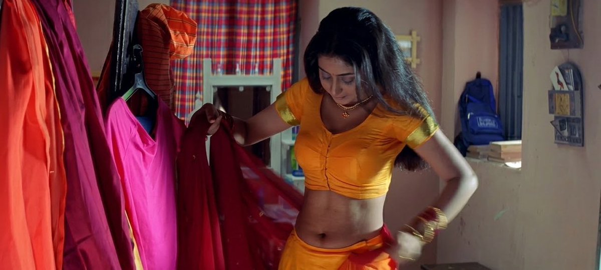 moonwalker669's tweet photo. 20 year old Kaniha maami navel in 2003 🔥 https://t.co/PpKoLbETGJ