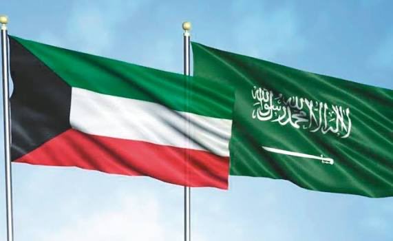 SalahAlelaj's tweet photo. الطبيعي ان يكون موقفنا من السعودية
كما …… ترون !!!
ٰ
وما يقال في المجالس الخاصة و الدواوين
اكبر بمراااااحل مما نراه في مواقع التواصل
ٰ
لأنه موقف ( حقيقي )
على المستوى الاجتماعي و السياسي و العقدي
ٰ
حنا ويا السعوديين مو اشقاء ! 

حنا ……… وااااااااااحد • https://t.co/HOSf6VvVwP