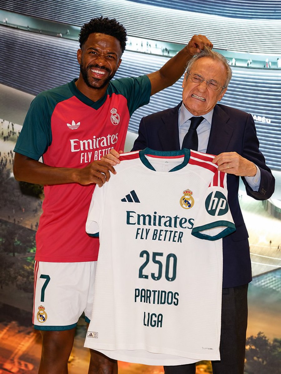 Pacogerte_0's tweet photo. @realmadrid @emirates https://t.co/F1xmTngFbD