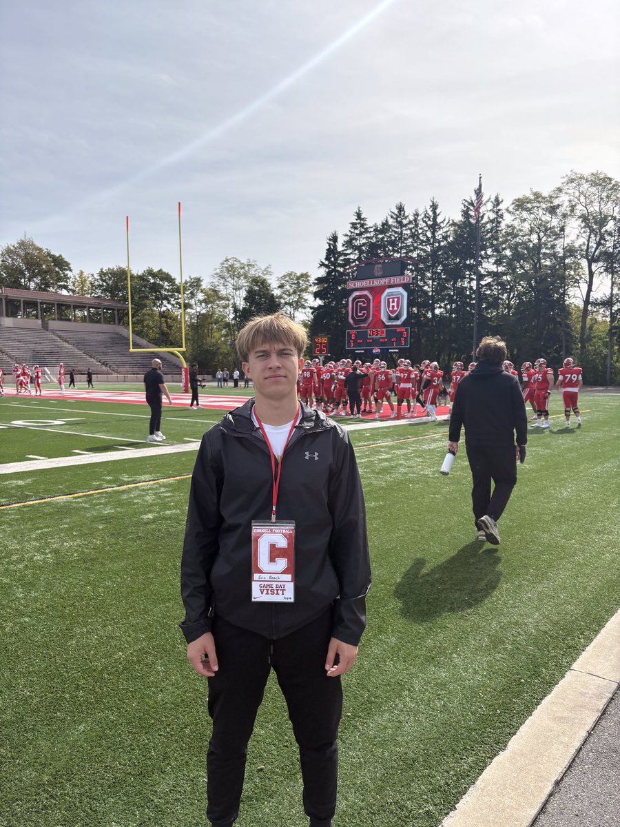 EricBeachfiveqb's tweet photo. Thank you @BigRed_Football for having me there for yesterday’s game!  Looking forward to getting back on campus soon!  @DanSwanstrom @Coach_Hatcher20 @TreyFlowers_ @M_E_Miller https://t.co/LBJS5HnxJ4