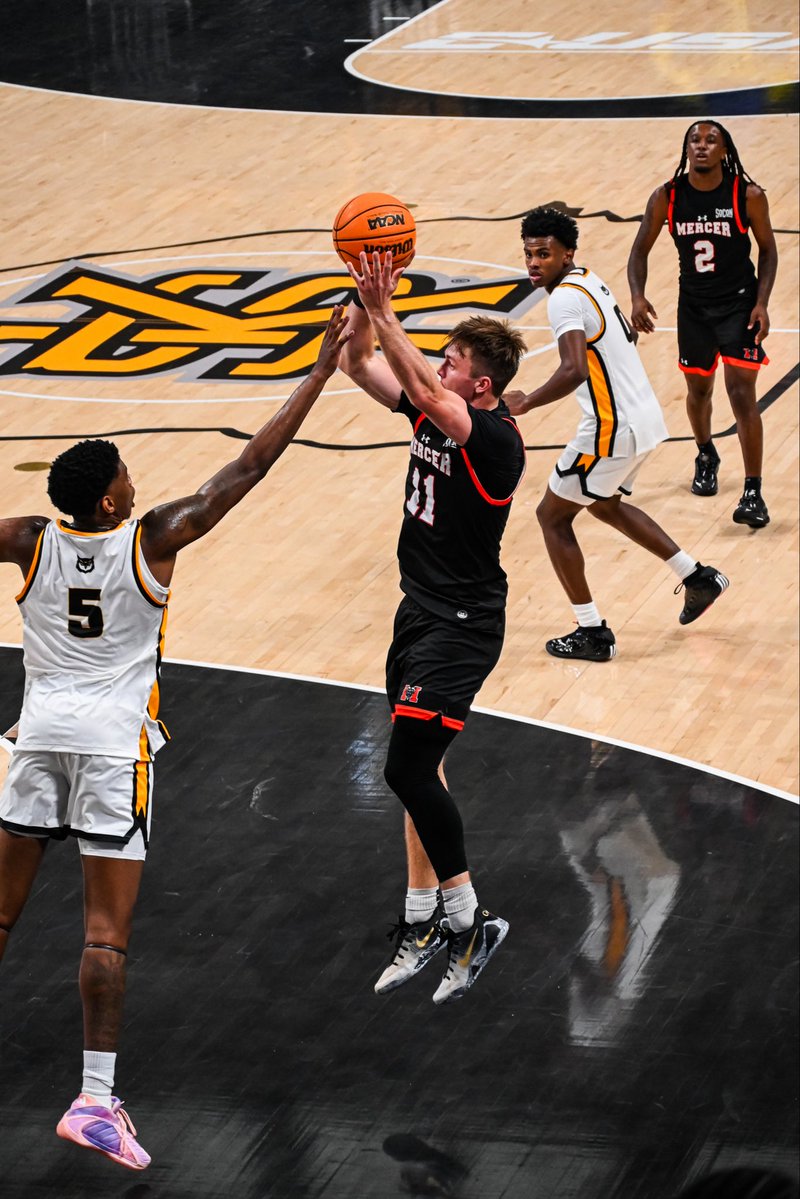 MercerMBB's tweet photo. First half flicks📸

#GoBears https://t.co/3tiZeIiZdR