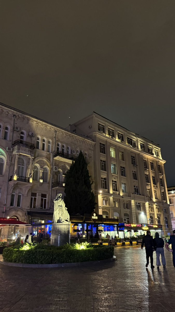 ea1_011's tweet photo. 🇦🇿 https://t.co/i7laSQJYqD