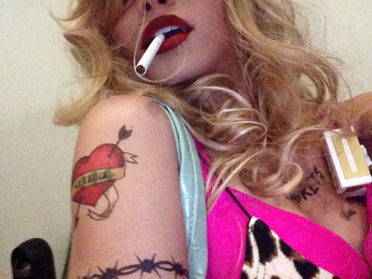 noturbnny's tweet photo. my marlboro madonna https://t.co/YBz2nFjuxA