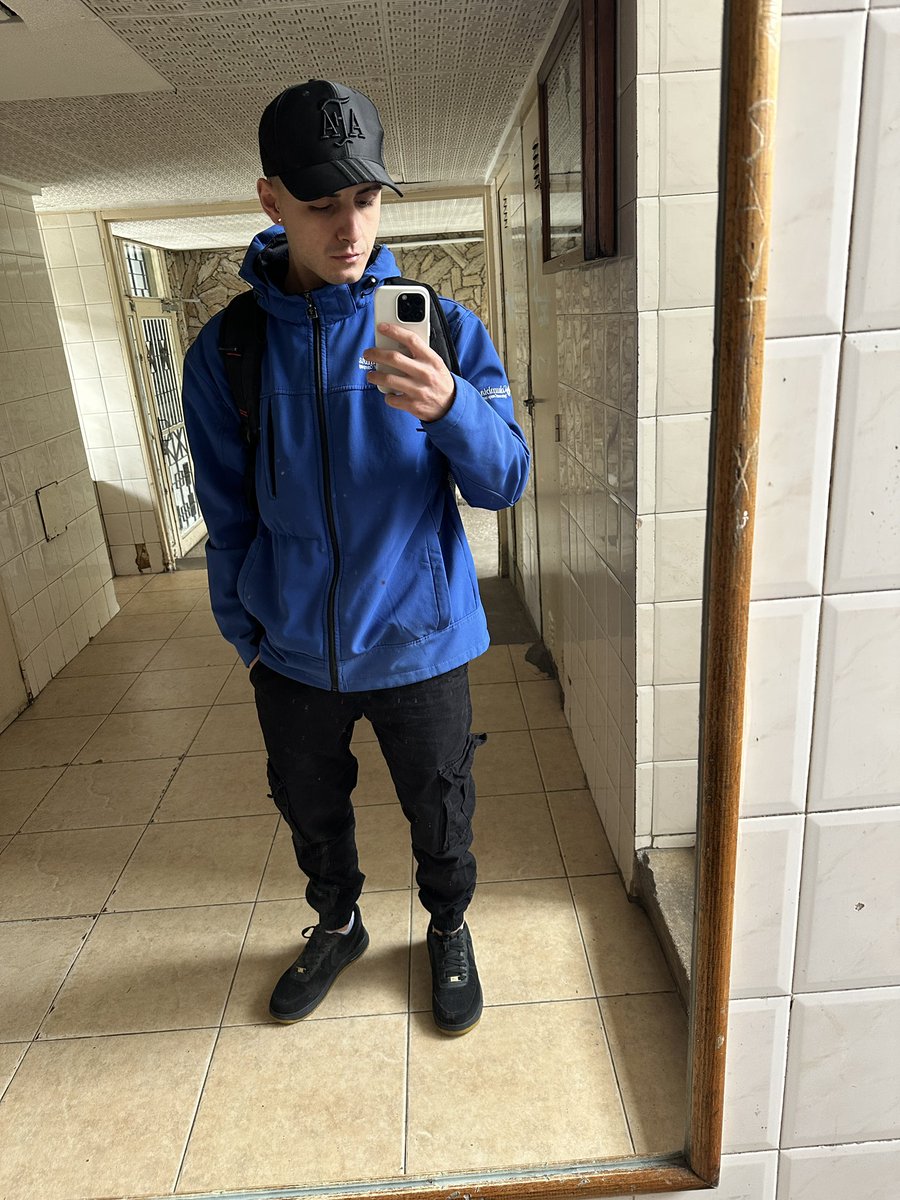 Alexxx4557890's tweet photo. Domingo pero a que costo🫩 https://t.co/SUf6HMzSfz
