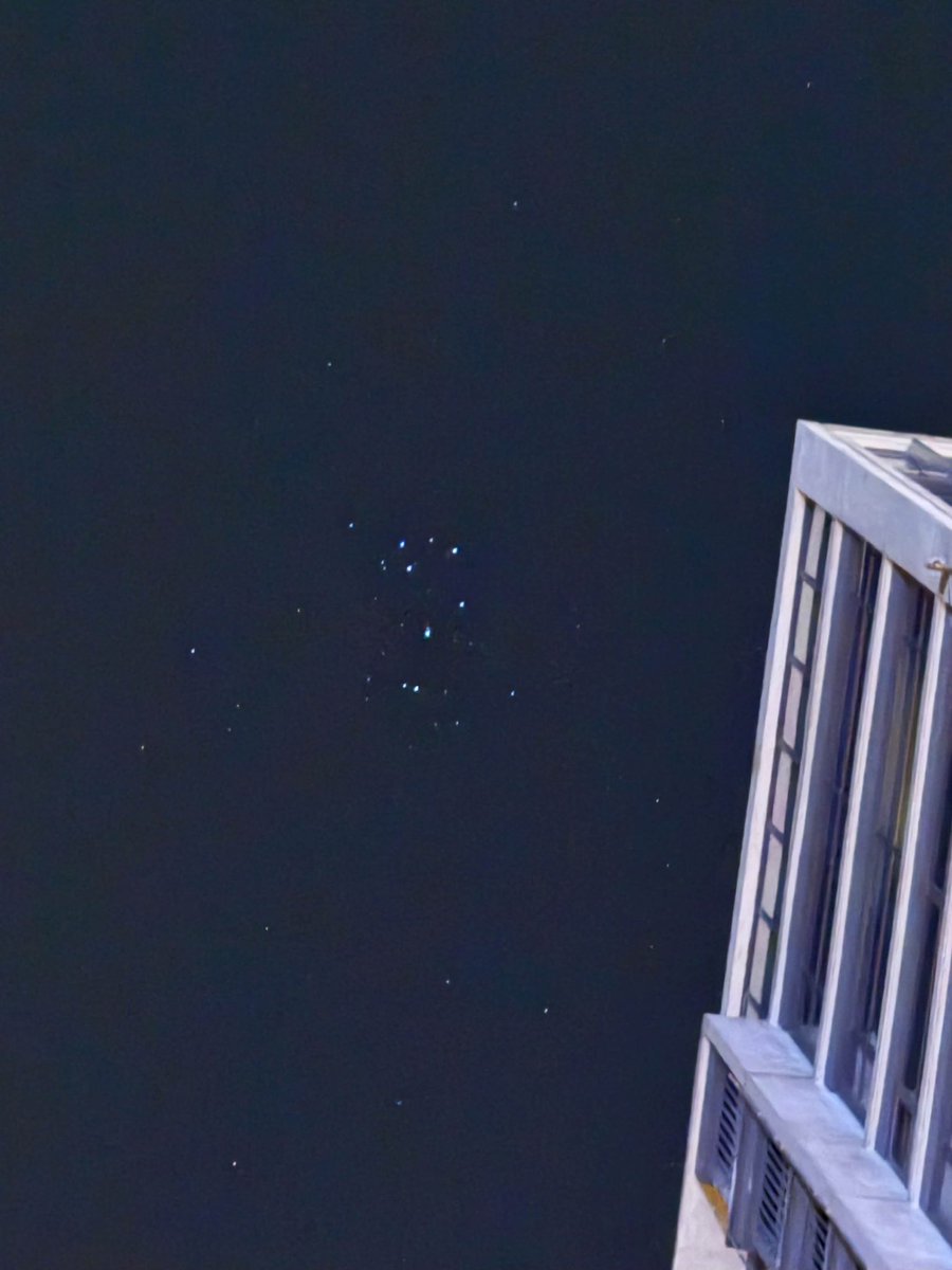iimtheonlyone's tweet photo. pleiades https://t.co/AoSsmV6Fcv