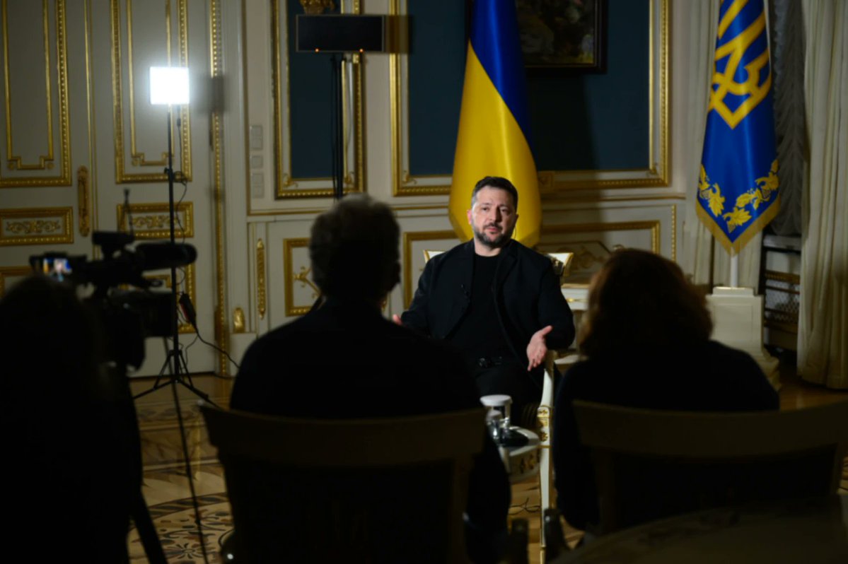 dariodangelo91's tweet photo. 🚨🪖🇺🇦🇺🇸🇷🇺 Volodymyr Zelensky: "Oggi il presidente degli Stati Uniti ha dichiarato che è stato raggiunto un accordo per un cessate il fuoco nel settore energetico. È una buona notizia per tutti ed è importante che diventi realtà.

Purtroppo, oggi i cieli ucraini sono stati infestati per tutta la giornata dagli «Shahed» russi. Ci sono stati anche attacchi con bombe plananti e attacchi contro le nostre infrastrutture energetiche. Questa sera è stata colpita una centrale elettrica a Kharkiv.

Complessivamente, soltanto nell'ultima settimana, i russi hanno condotto oltre 200 attacchi contro gli impianti di produzione e trasmissione dell'energia elettrica in Ucraina, mentre altri 17 attacchi hanno preso di mira infrastrutture del gas e del petrolio. Hanno ucciso più di 150 nostri cittadini e ne hanno feriti oltre 700.

L'Ucraina ha proposto numerose iniziative di de-escalation. Putin ha dato un'unica risposta a tutte: «Niet». Speriamo davvero che alla fine dica qualcosa agli Stati Uniti, all'Ucraina e al mondo intero che possa condurre a una pace autentica e dignitosa.

L'Ucraina vuole la pace. La domanda è se la voglia anche la Russia.

Le Forze armate ucraine hanno ricevuto tutti gli ordini necessari. Siamo in attesa di dettagli chiari sul dialogo tra Stati Uniti e Russia e ci aspettiamo che Putin dia seguito a quanto dichiarato dal presidente Trump".

https://t.co/D6cKCKMkUO