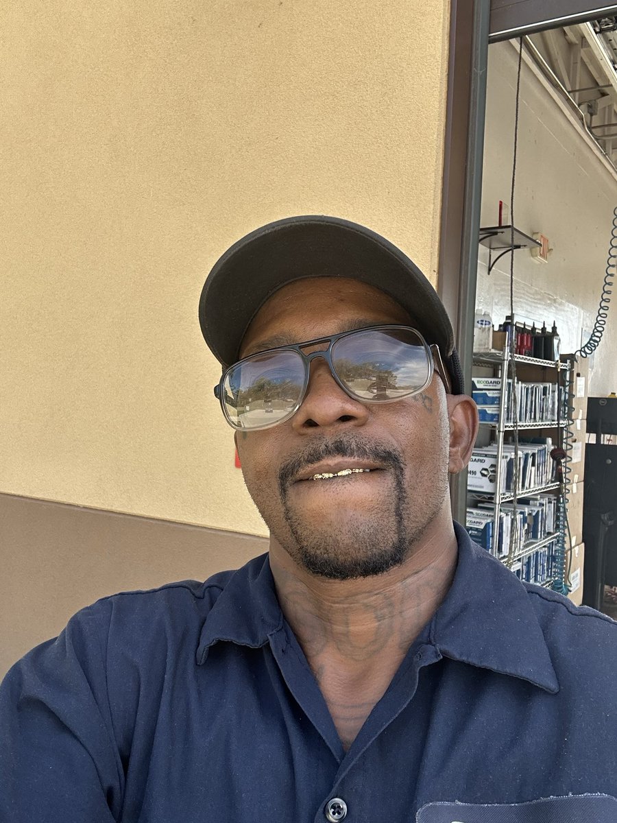 1mrreece's tweet photo. Mood, priceless!!!! https://t.co/N9IwMaAOT2