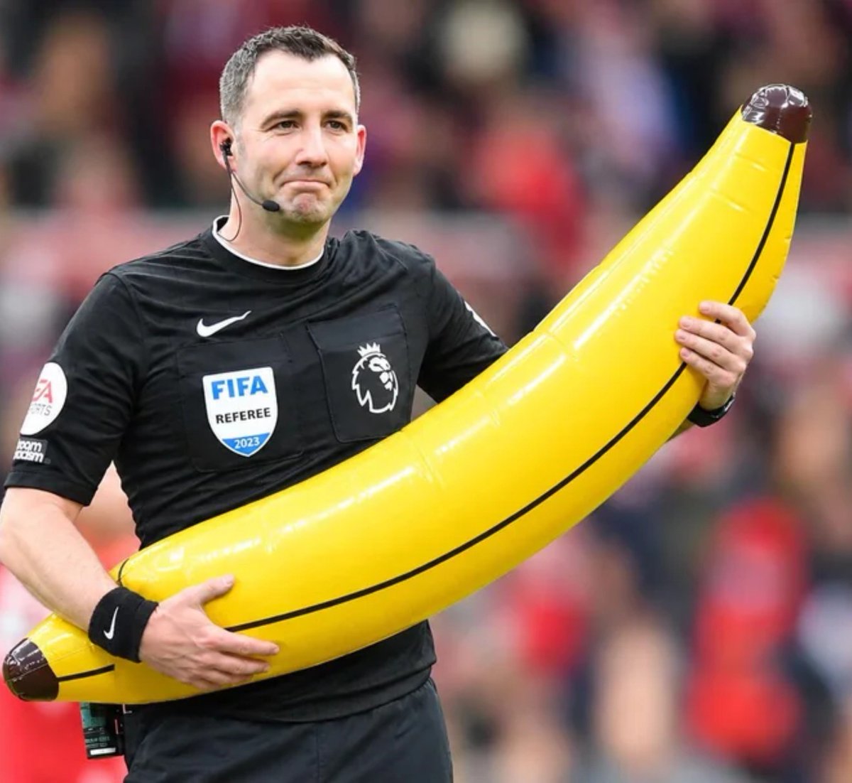 footy_road's tweet photo. Peter Bankes is from Merseyside, so he can't referee Liverpool or Everton.

Chris Kavanagh is from Manchester and has refereed 30+ games involving City or United.

Make it make sense https://t.co/G5lRxLUOSj
