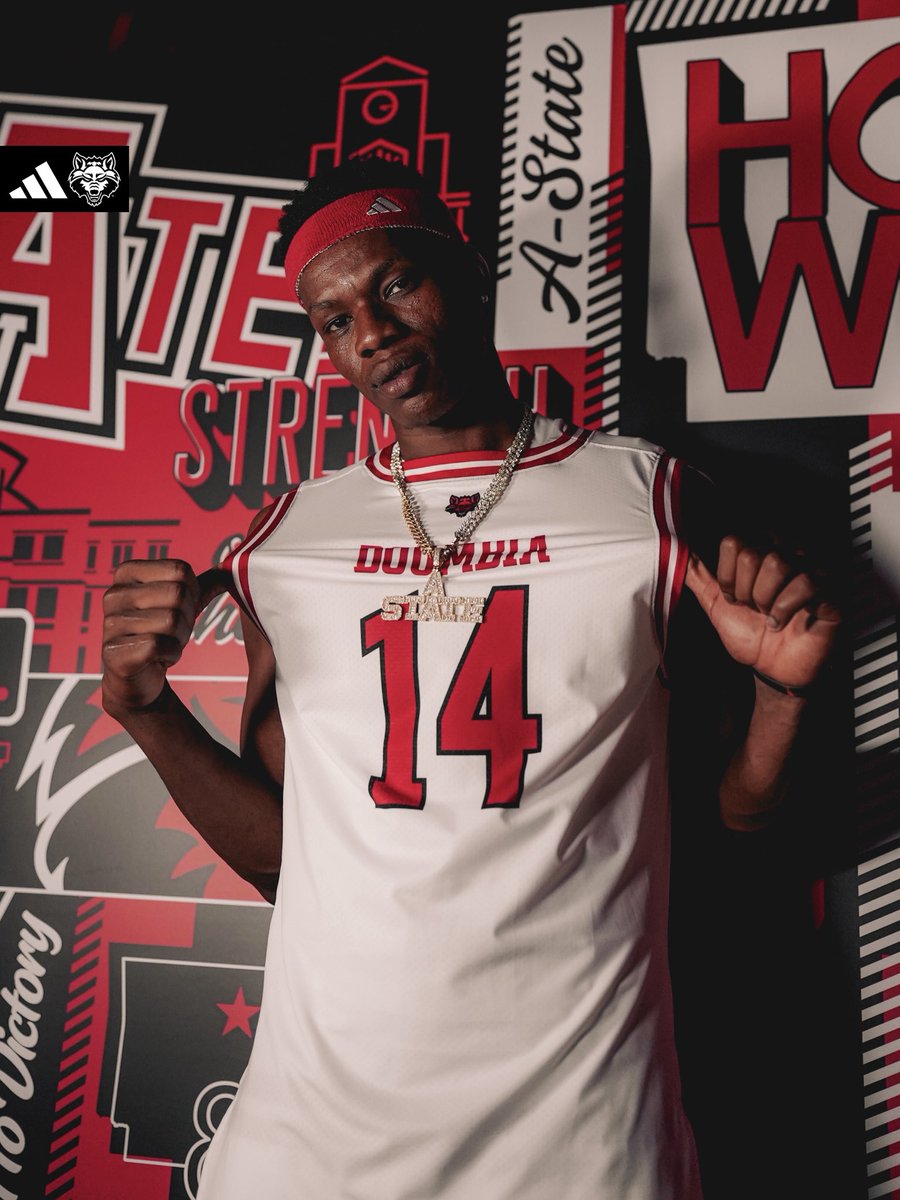 AStateMB's tweet photo. Special day for a special one. Happy Birthday Amadou🎉💯

#WolvesUp🐺 https://t.co/lq1cMNUw7z