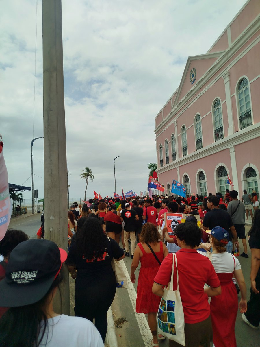 ACanttFe's tweet photo. A manifestação pró Lula foi tudo aqui em São Luís-MA https://t.co/sVZTt0Nqvx