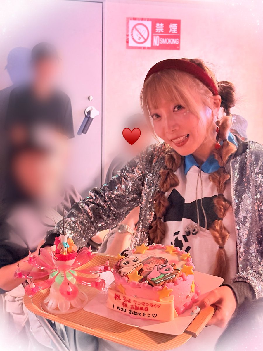 ako02041002's tweet photo. I NOU in Wonderland 大阪公演🫖♥️
3rdワンマンライブ🎶
すっごく素敵なライブだった〜🥹✨

衣装も髪型も世界観も歌声も最高だし、あいのんちゃんは可愛いし、みんなにも会えたし、本当に楽しかった！💕

あの空間にいれたことが幸せ🤍
ありがとう(*ᴗ͈ˬᴗ͈)ꕤ*.ﾟ
#INOUinWonderland
#INOU https://t.co/HUcQ1ZnFgg