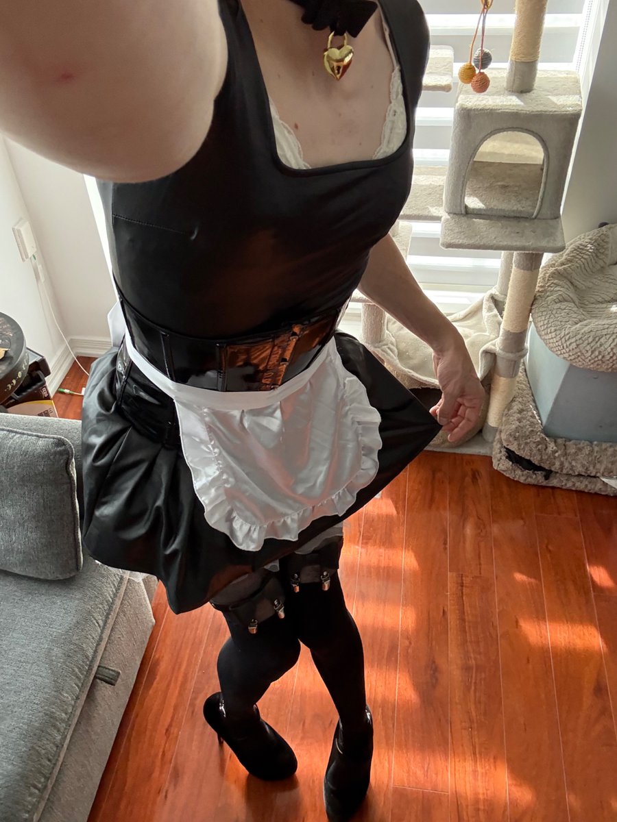SissyBarbie1231's tweet photo. I had a dream the other day where my girlfriend went out and found this girl she thought was really hot and brought her back so they could have fun and I could take care of both of them in this cute little outfit. 🐶💅🏳️‍⚧️🎀

#femboy #sub #sissy #maid #femdom #slut #crossdresser https://t.co/W8Mdw6aTor