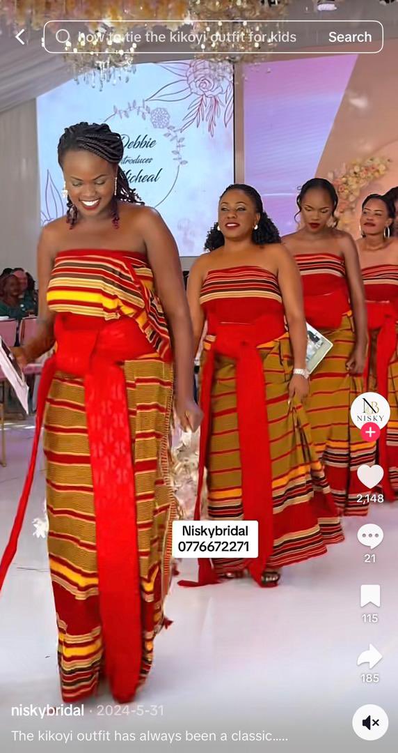 ibidunniOodua's tweet photo. Don’t be disingenuous. The girl literally said this is a modern take on her typical traditional Kikoye attire meaning she used Aso Ofi instead of typical Kikoye material. 
Frame 1 - the Ugandan girl in Aso Ofi 
Frame 2, 3, 4 - the typical Kikoye material https://t.co/Ctypr91T42