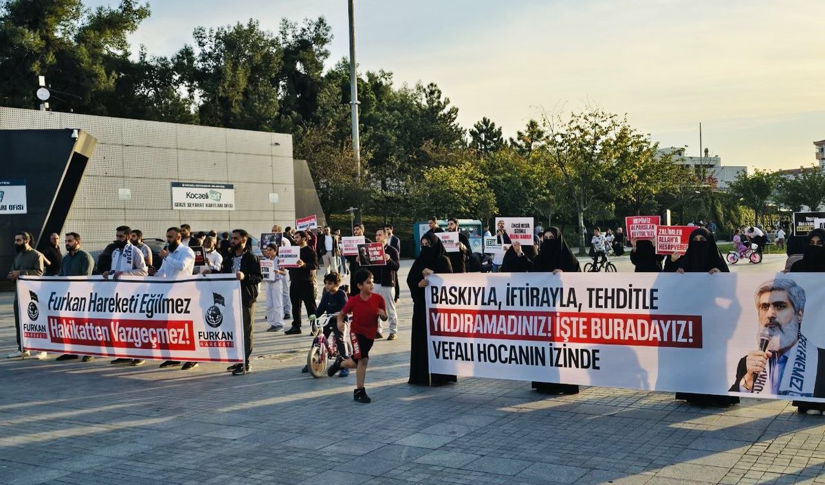 FurkanH41's tweet photo. Furkan Hareketi Kocaeli olarak, haksızca tutuklanan Alparslan Kuytul Hocaefendi, Semra Kuytul Hocahanım ve kardeşlerimiz için #BasınAçıklaması gerçekleştirdik!

🗓️11.10.2026 Pazar

#OzgürlükYürüyüşleri
ZulmeKarşı Meydanlardayız
Mücadelemiz AllahIçin https://t.co/NWzCrfygPc